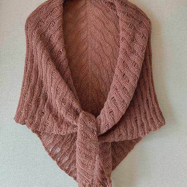 © Shawl by RyokoK • www.ravelry.com