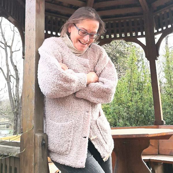 © Chalet Cardigan by Claudia Finlay