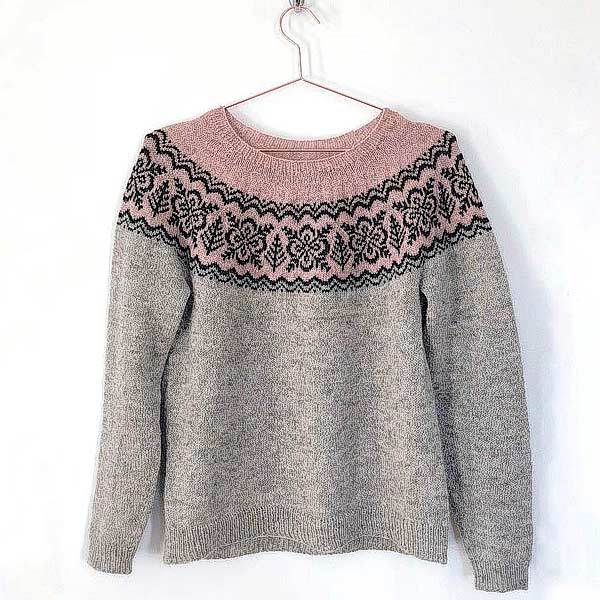 © Silver Forest by Jennifer Steingass • www.ravelry.com