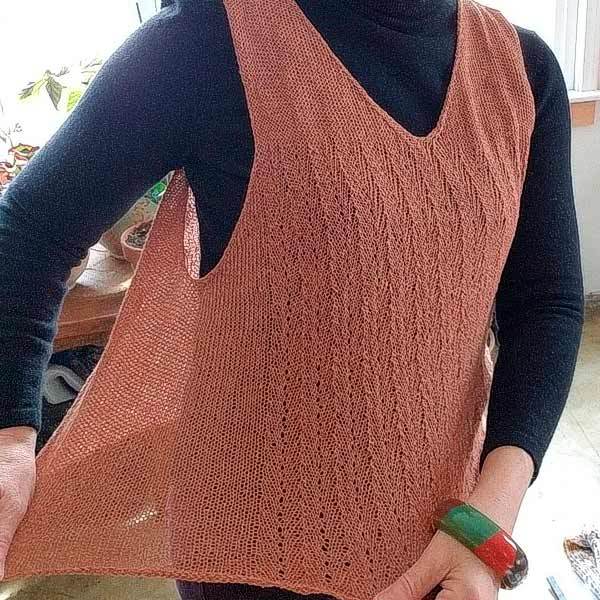 © Gauzy Herringbone Vest by Karen Vølund Fechter • www.ravelry.com