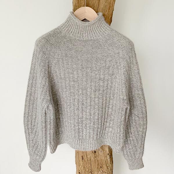 © Ribbed Jumper by Anne Ventzel • www.ravelry.com