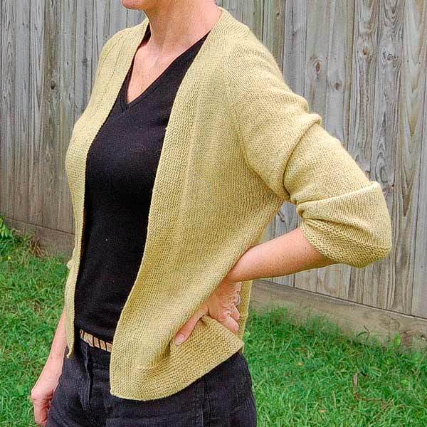 © Featherweight Cardigan by Hannah Fettig • www.ravelry.com