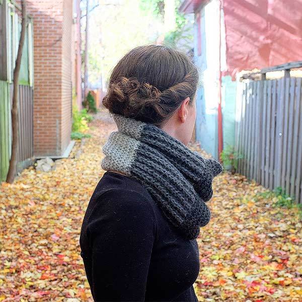 © Simple brioche & garter cowl by Melody Hoffmann • www.ravelry.com