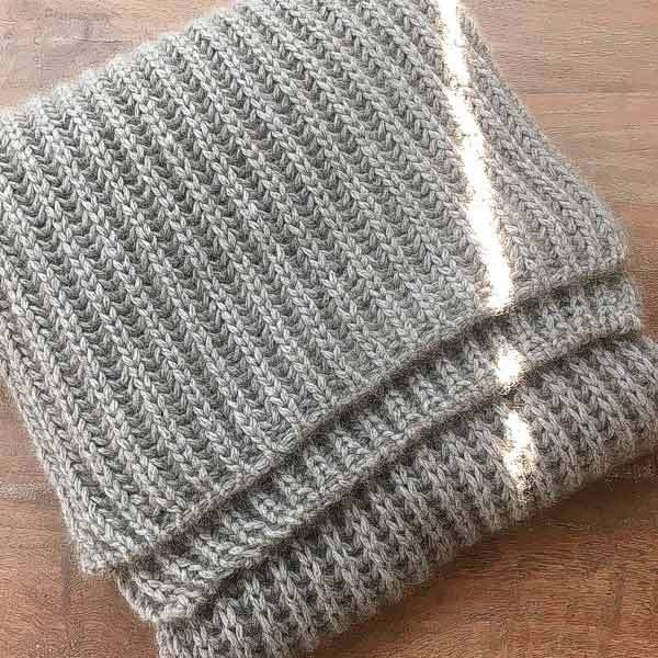 © Christmas scarf by chiaralg • www.ravelry.com