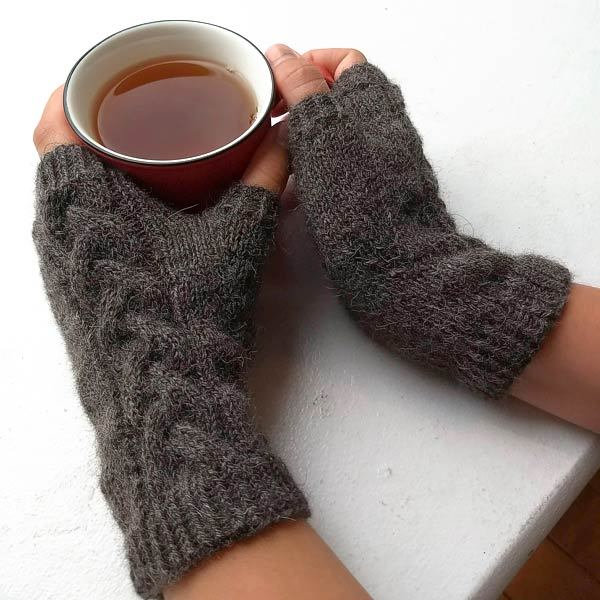 © Knuckle Buster Fingerless Mitts by Yarn Treats • www.ravelry.com