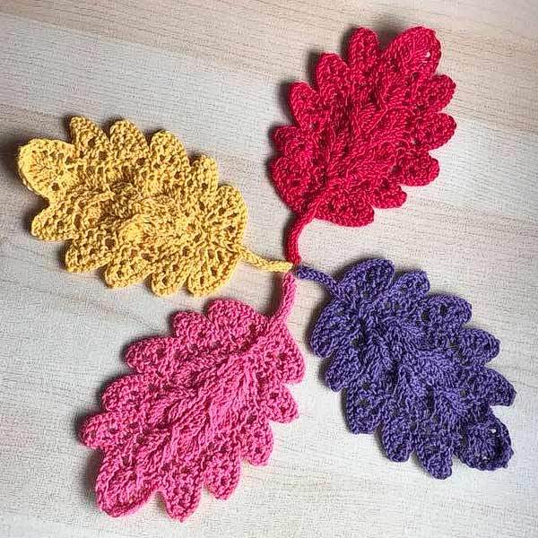 © Oak Leaf by Jackie Erickson-Schweitzer • www.ravelry.com