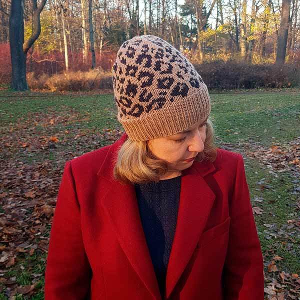 © Save Leo Hat by Yolka • www.ravelry.com