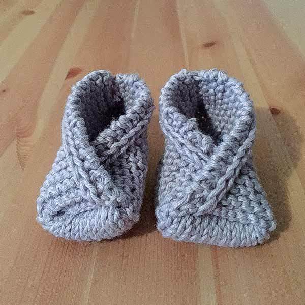 © Lil Kimonos by Julie Partie • www.ravelry.com