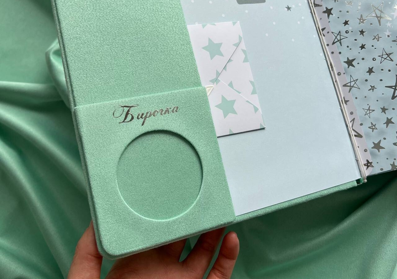 Кармашки для бирки и локона в детском архиве Natra