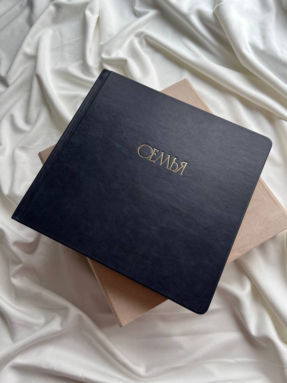 Свадебный фотоальбом из натуральной кожи Natra